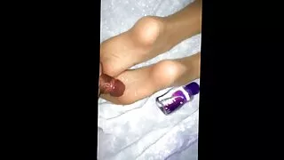 Black faker a fait un tour film pornofrancais sur la bite d'une jolie fille et l'a traitée avec du sperme