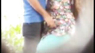 Sperme sur les seins