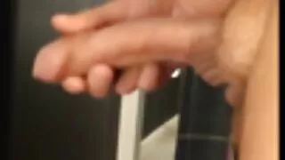 Infirmière aux gros porno français blonde seins en silicone se masturbe avec un gode