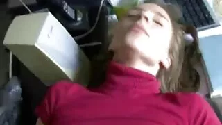 Salope se déplace porno américain porno parfaitement trous sur la bite