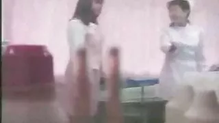 Une salope aux gros seins baise avec un homme en costume porno français femme enceinte de lapin