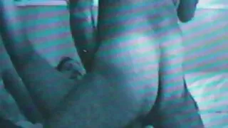 Jeune homme sur la table de la cuisine éjacule film complet porno italien de doigté